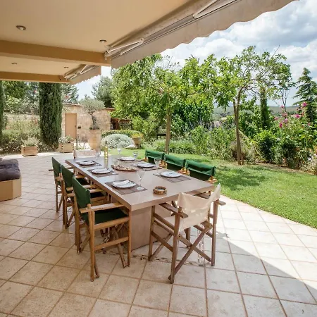 Vila Family Getaway In Marathon By Ghh Exteriér fotografie
