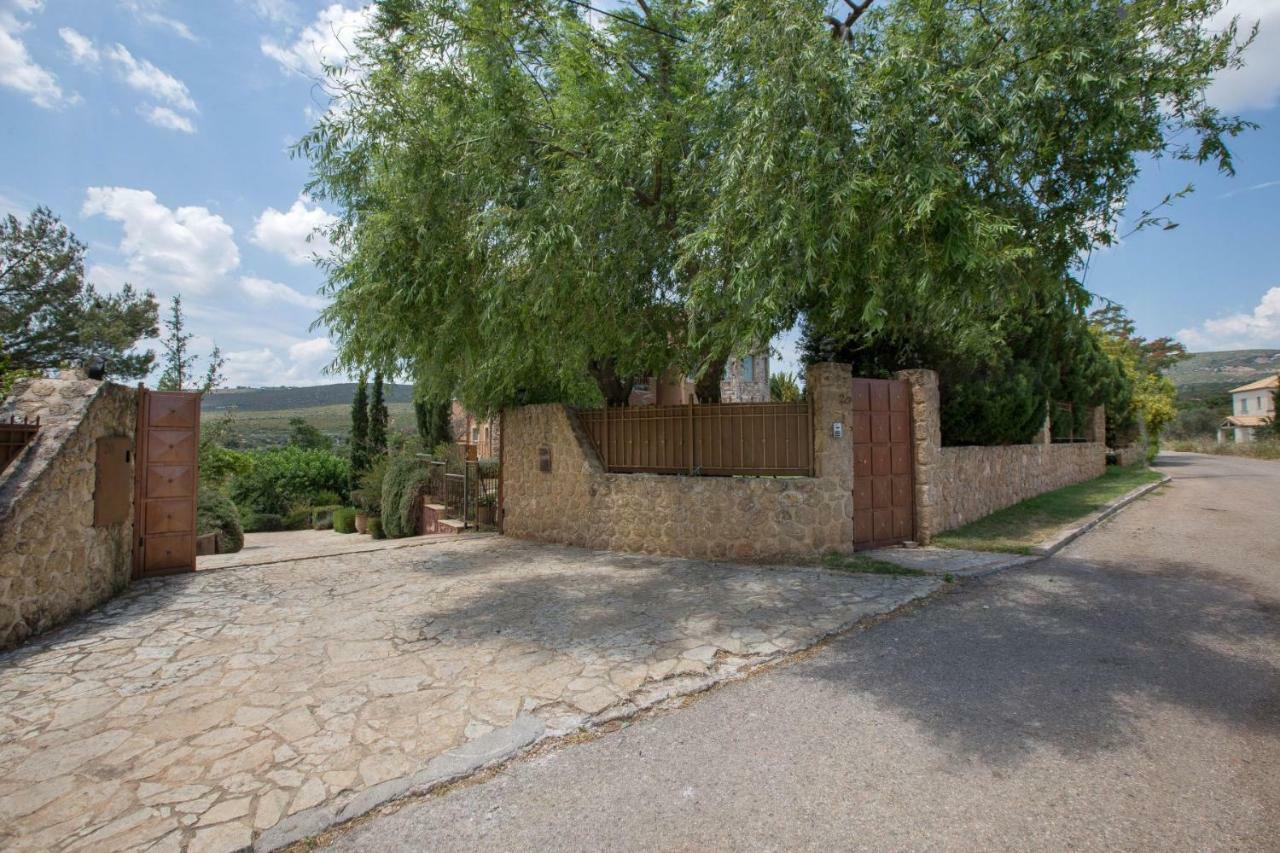 Family Getaway In By Ghh Marathon (Attica)